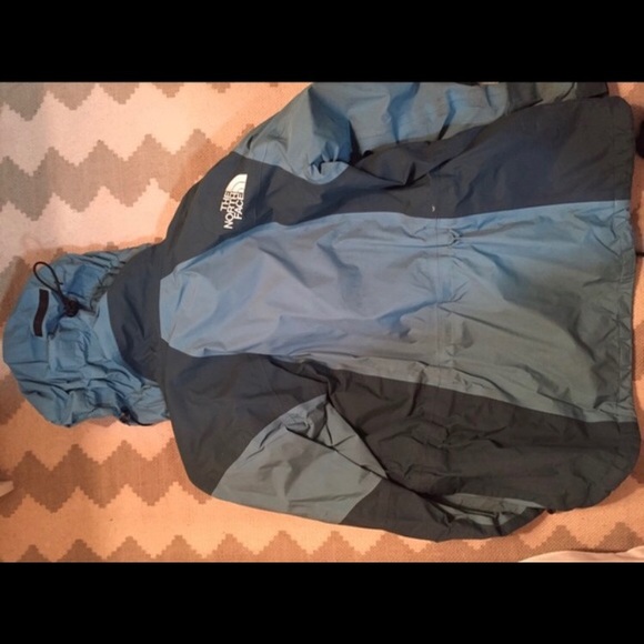The North Face Summit Series Rain Jacket - Picture 2 of 5